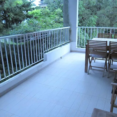 Апартаменти Ariston *